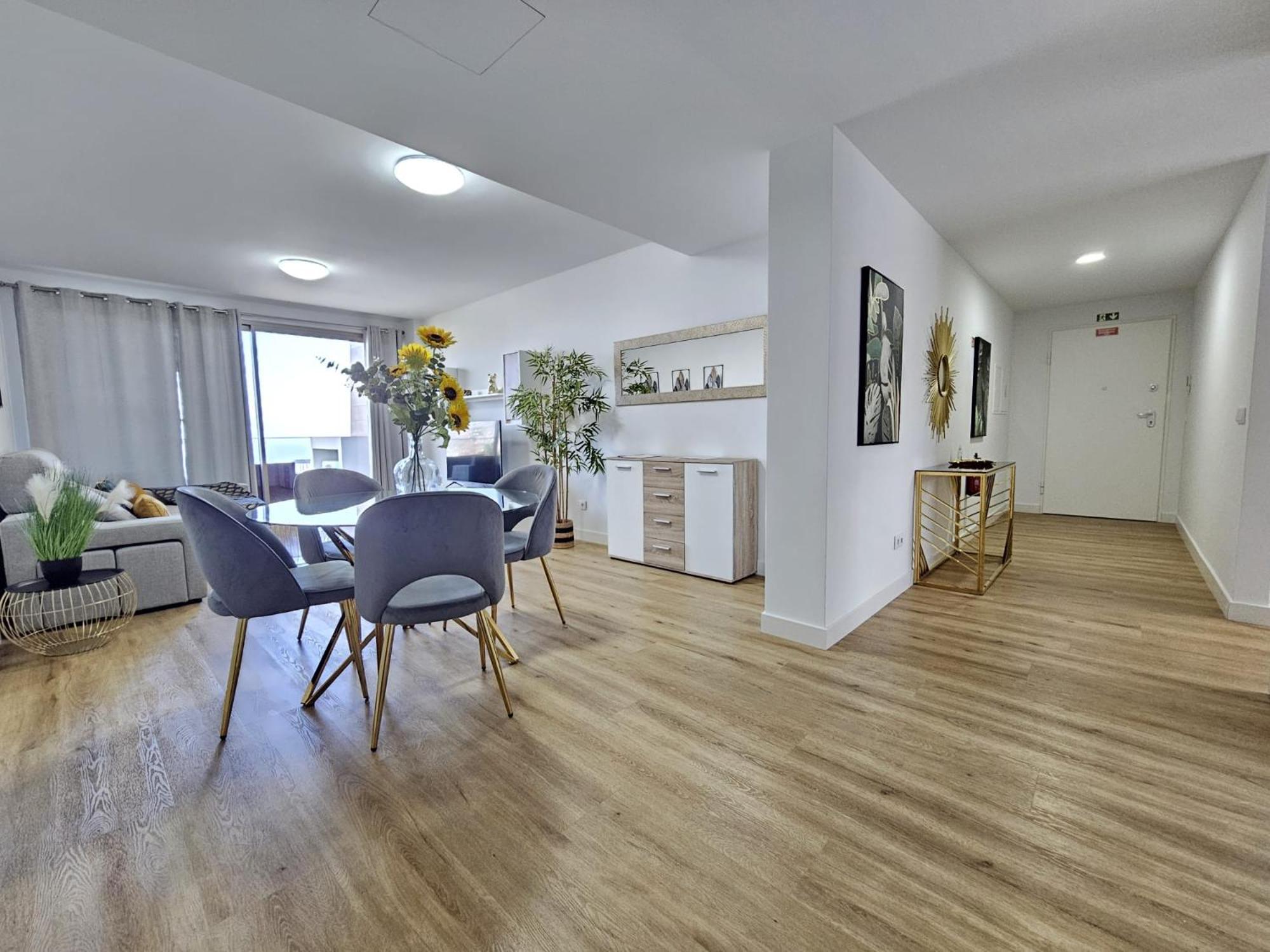Vista Mar - Ac, Parking And Pool Apartment Funchal  Luaran gambar